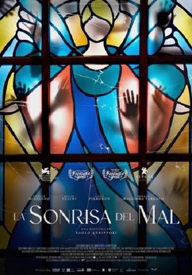La sonrisa del mal (The Holy Boy)